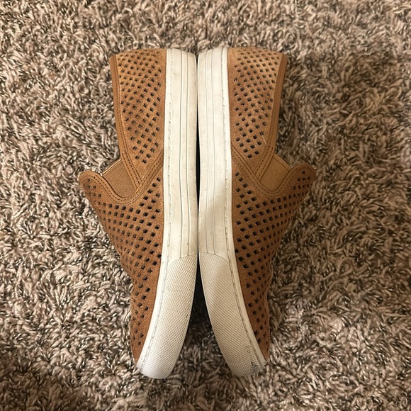 Tory Burch Perforated Suede Slip On Shoes Brown - Picture 7 of 13